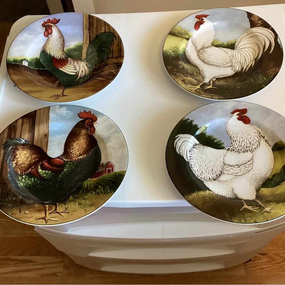 Rooster Themed Decorative Plates Set David Carter Brown Collection